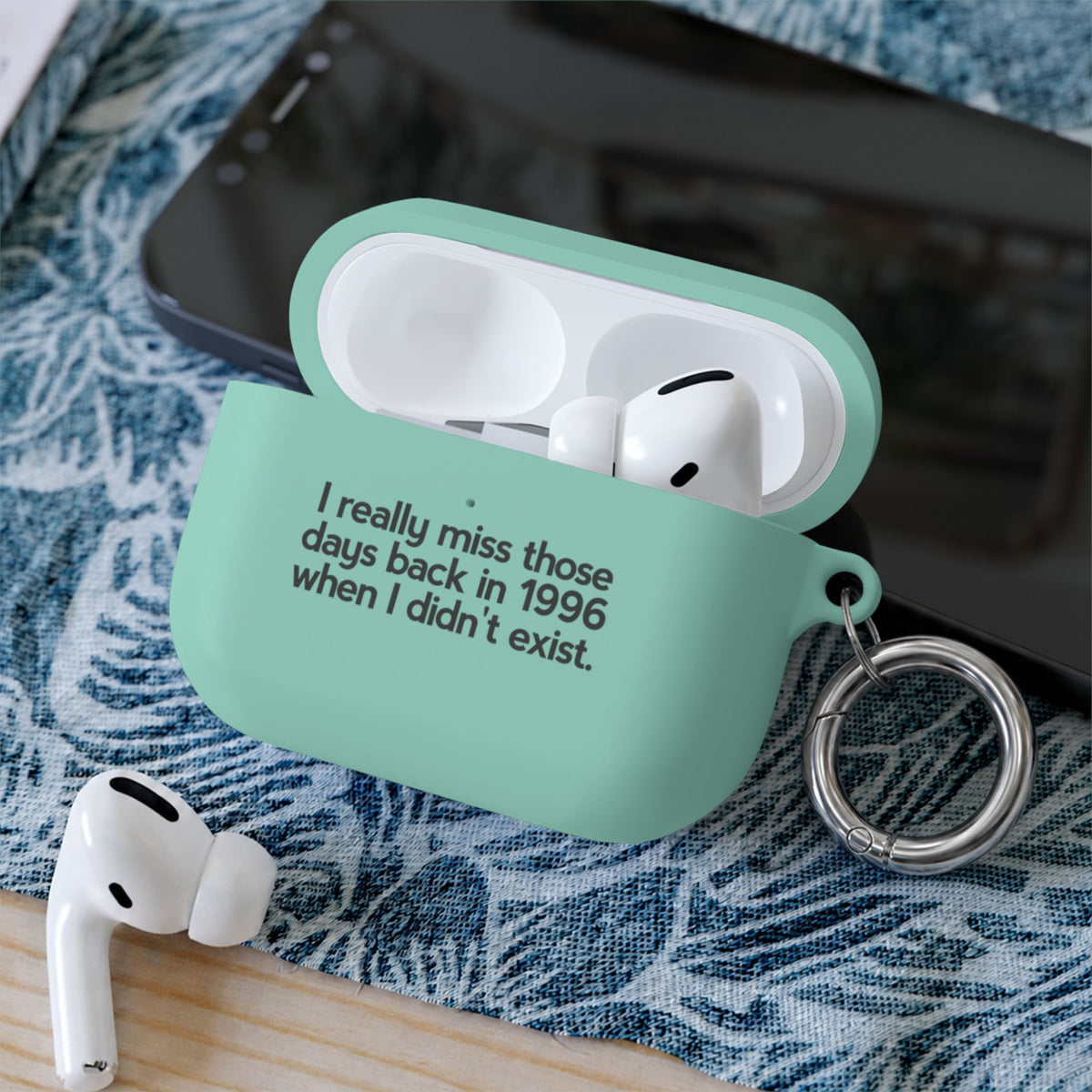 Custodia per AirPods «Nostalgic Void»
