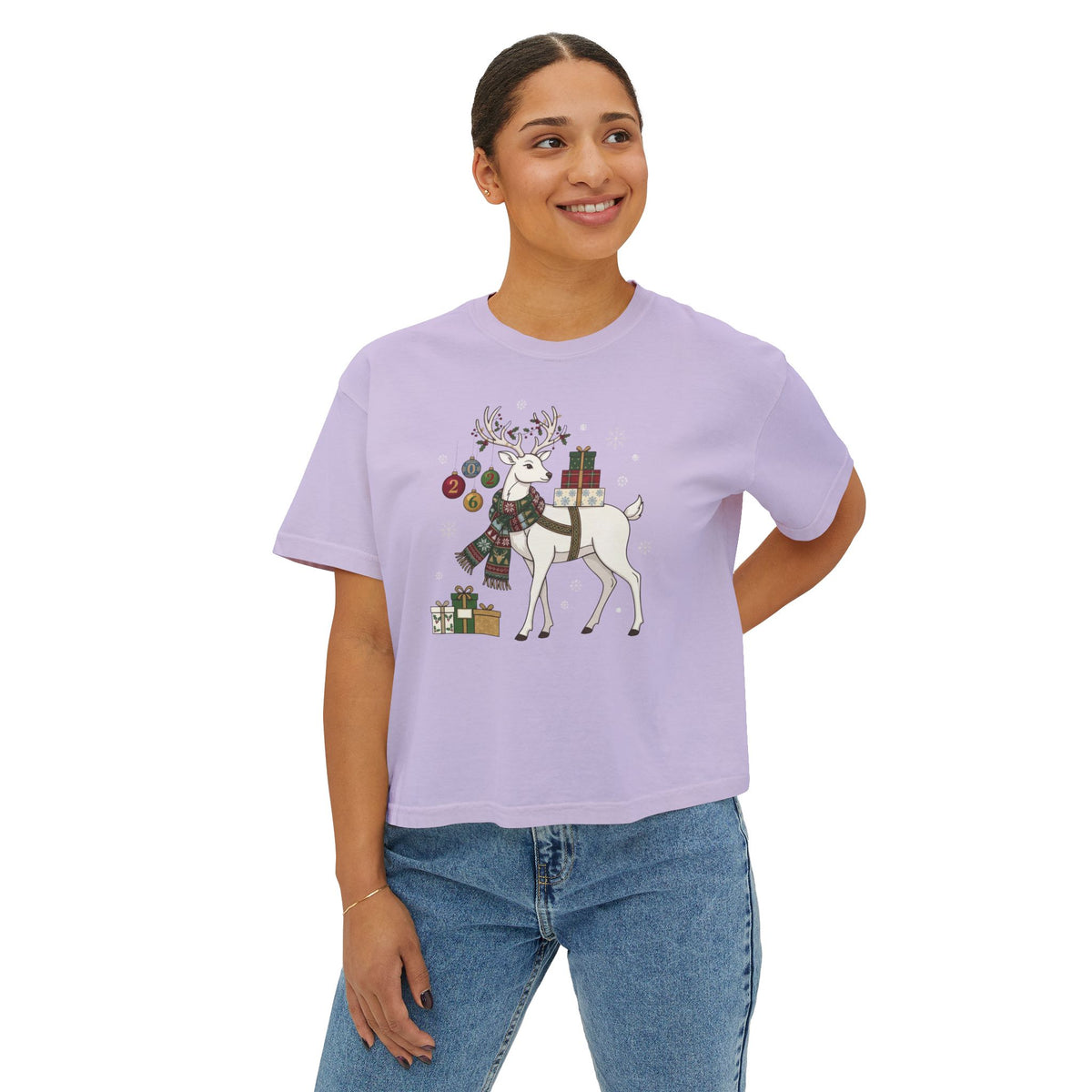 T-shirt boxy da donna con cervo natalizio