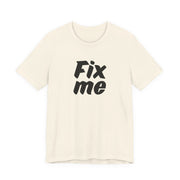 T-shirt uomo con grafica personalizzata Aggiustami