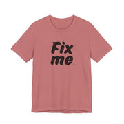T-shirt uomo con grafica personalizzata Aggiustami