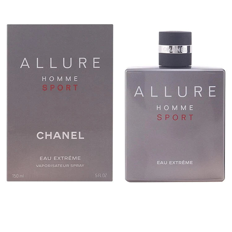 Chanel Allure Homme Sport Eau Extrême uomo, fragranza legnosa e aromatica intensa, fresca e raffinata per uno stile dinamico.