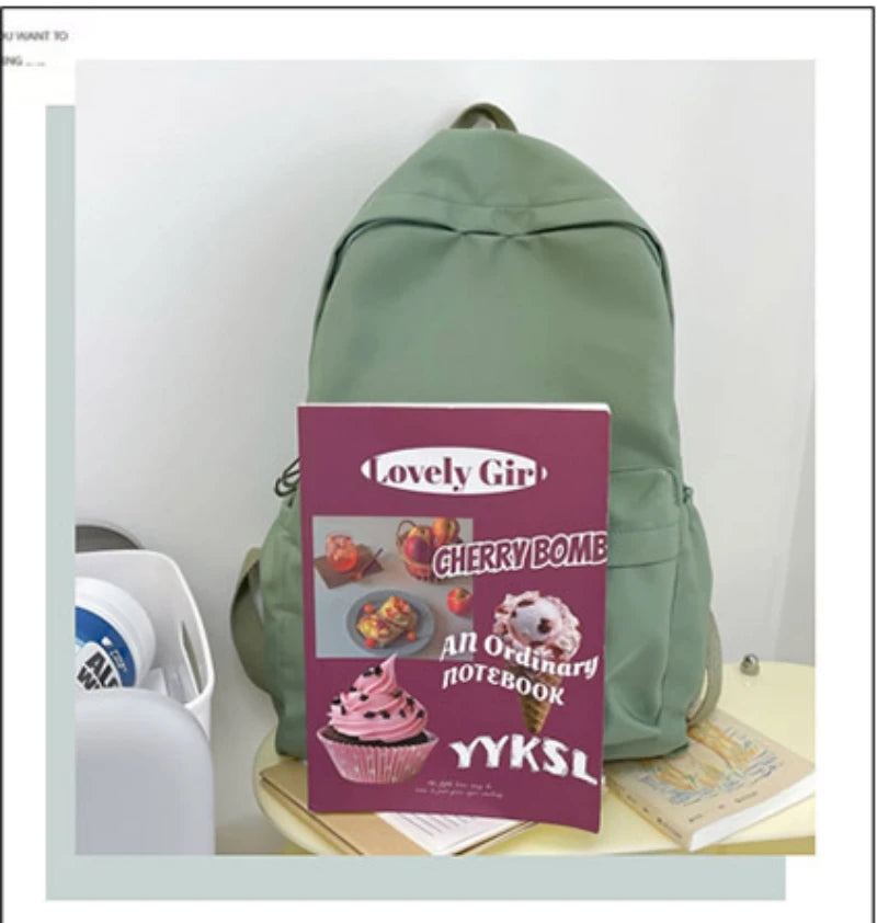 Zaino scuola personalizzato con nome ricamato in nylon – Modello B